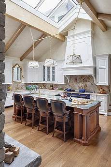 Kitchen Hood With Capture Air