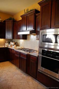 Kitchens Cabinets